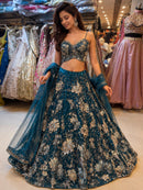AM LEHENGA